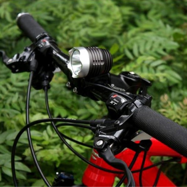 Lights4Bikes Cree XML 1xT6 LED rechargeable 1800 lumen bike light.